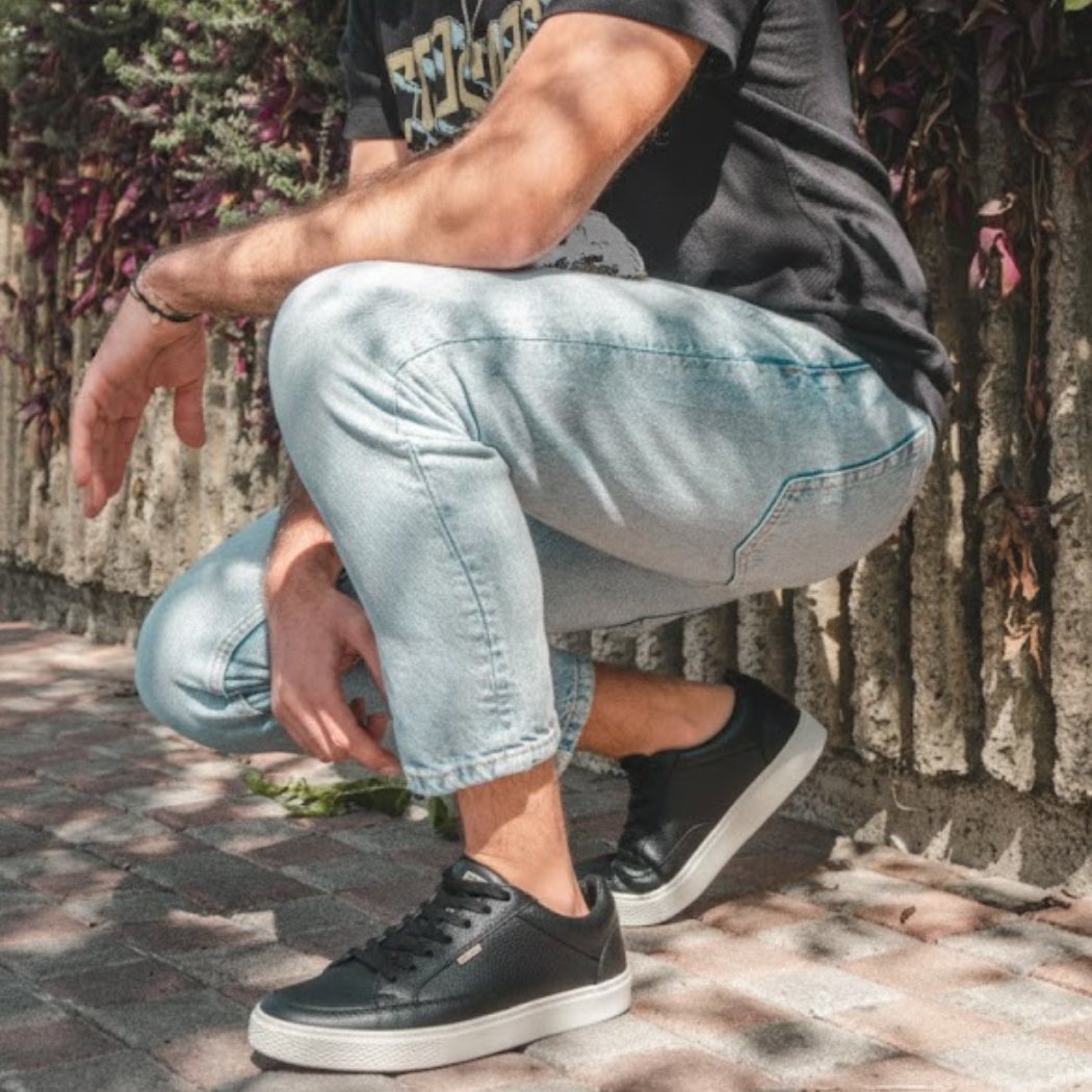 Sneaker Bronx de piel natural negra - Calzado Jácome (vista 2)