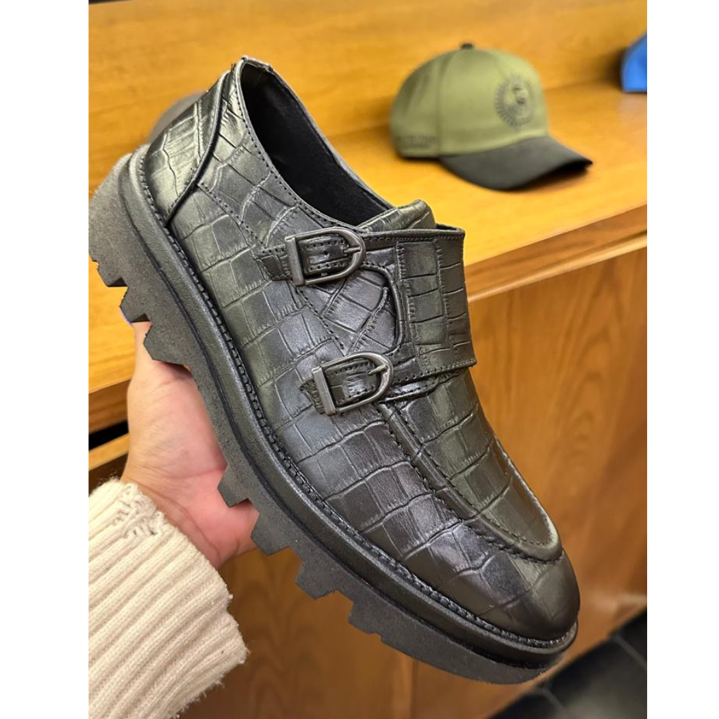 Monk Balboa – Piel Grabada Coco Negro